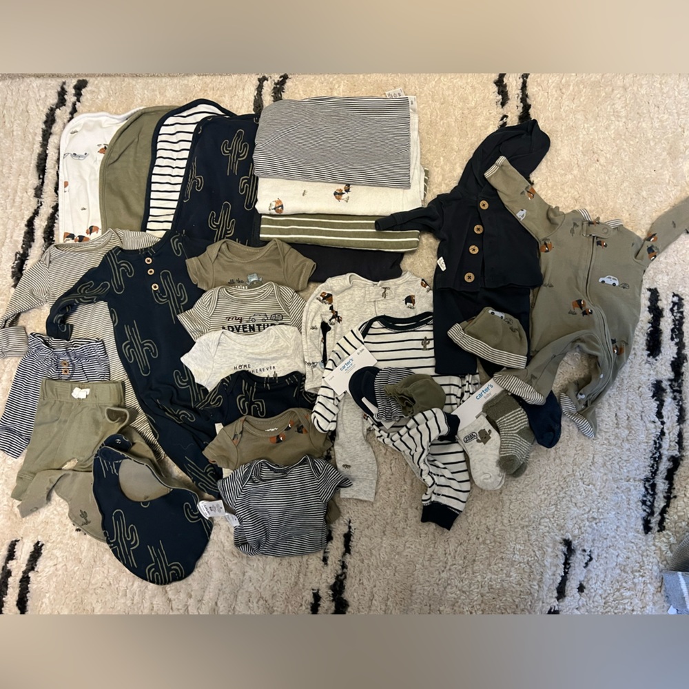 Carter’s Complete Coordinating Preemie Set